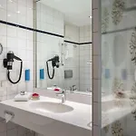 Отель Dorint Kongresshotel Duesseldorf/neuss 4*