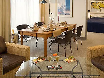 Dorint Kongresshotel Duesseldorf/neuss Otel 4*