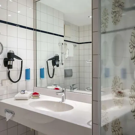 Hotel Dorint Kongresshotel Duesseldorf/neuss 4*