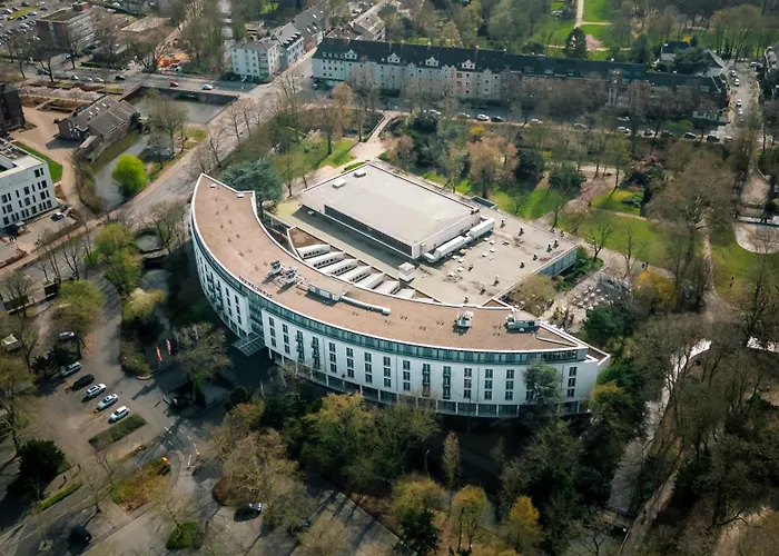 Dorint Kongresshotel Duesseldorf/neuss Otel 4*
