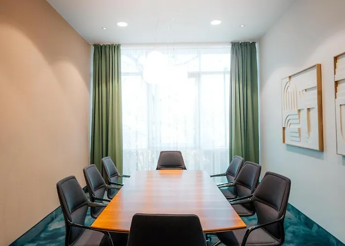 Hotel Dorint Kongresshotel Duesseldorf/neuss 4*